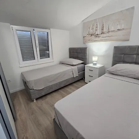 Διαμέρισμα Ivankovic - Two Bedroom With Terrace *