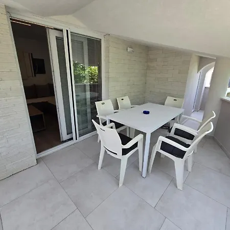 شقة Ivankovic - Two Bedroom With Terrace *